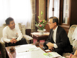 岡山県真庭市の太田昇市長と懇談