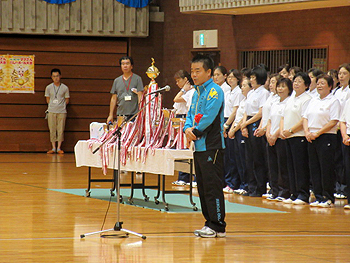 「第43回滋賀県知事杯・第25回若ハト杯争奪平和堂ママさんバレーボール大会」に出席