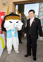 いしだみつにゃんとのツーショット