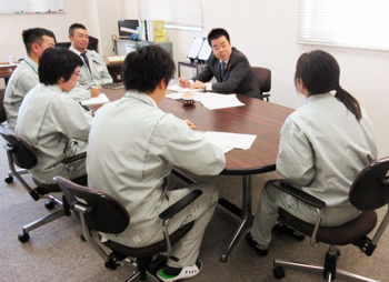 南部エリアの県機関を訪問し、現場での取組や課題について意見交換