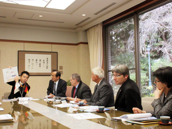 ドイツ連邦議会予算委員会方が滋賀の福祉施策などの調査のため訪問