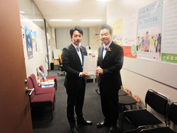 小泉前内閣府大臣政務官との面会