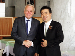 フランスの元首相、ジャン=マルク・エローをお迎えする