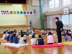 山内小学校の子どもたちとの座談会