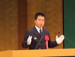 講演する様子