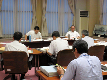 答弁協議の様子